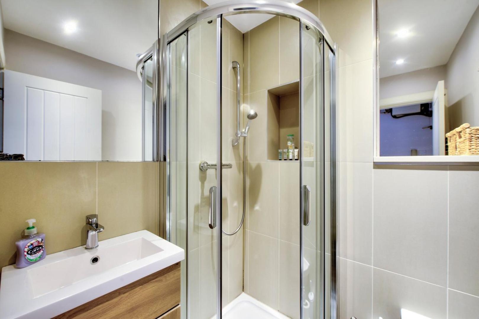 Guestready - Elegant Apt In Old Town EDI Eksteriør bilde
